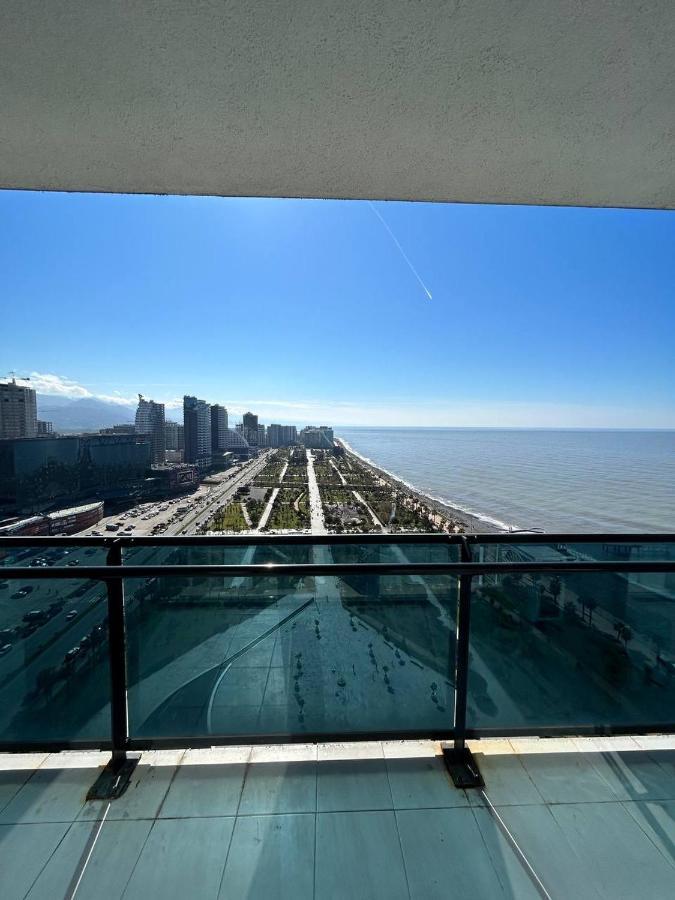 Студия С Потрясающим Видом На Море В Orbi Beach Tower Batumi Kültér fotó